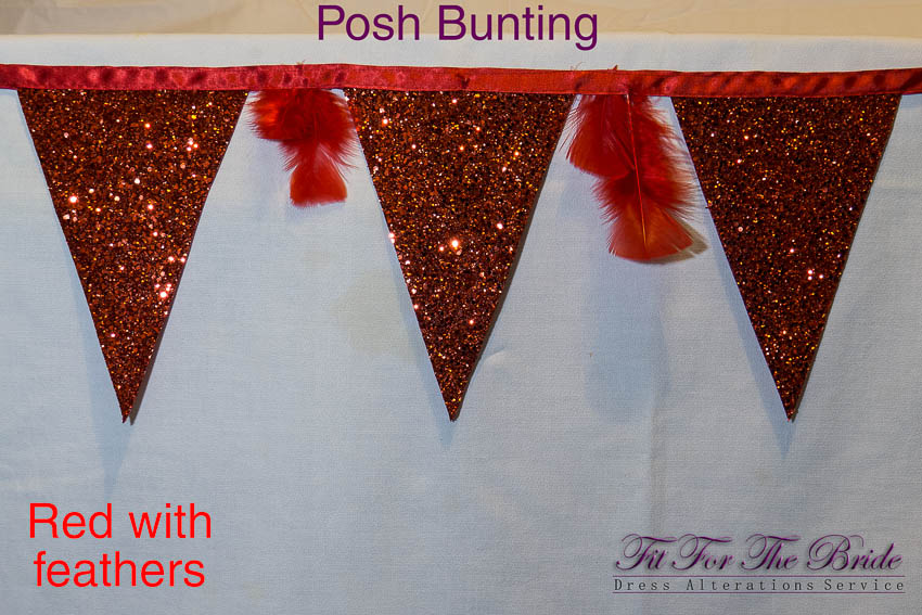 Posh Bunting - Red